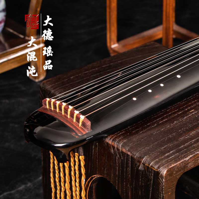德音系列-珍品-小混沌式古琴（黑）
